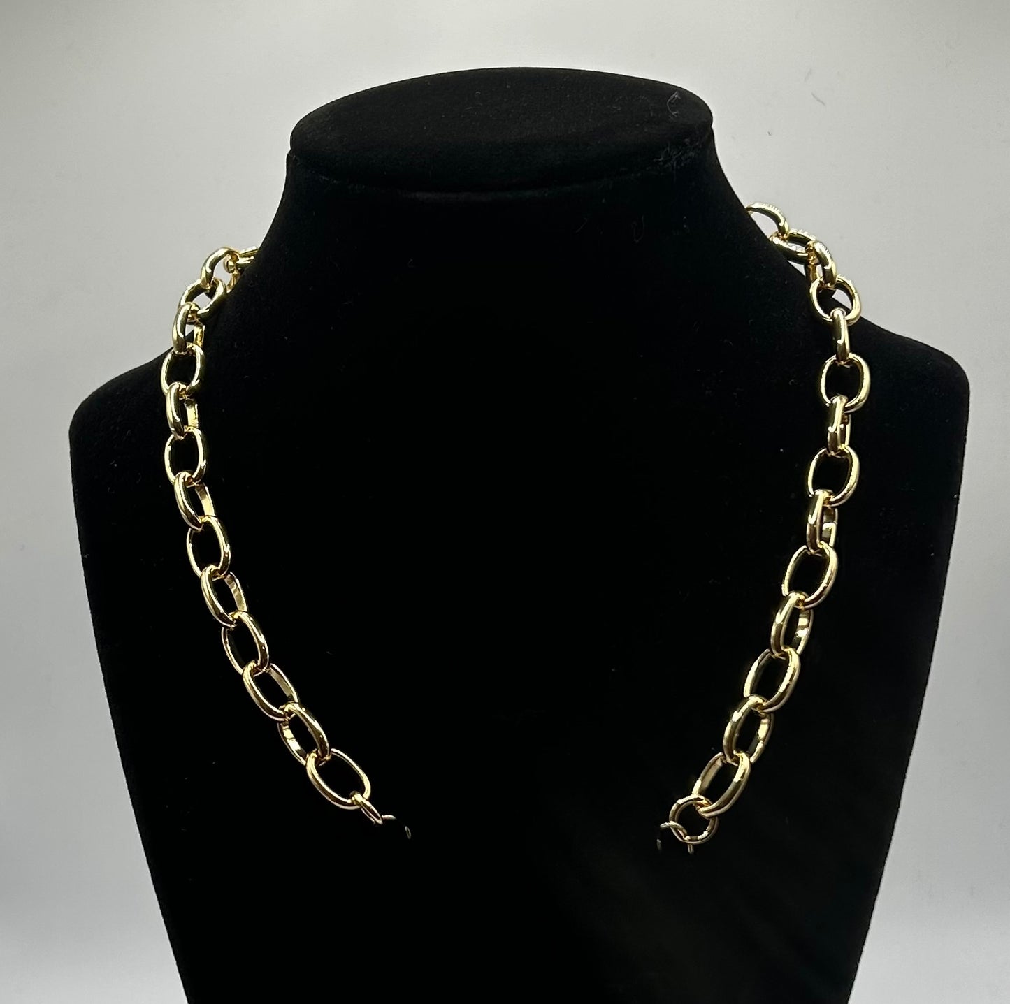 Amanda Link 18” Mega Paper Clip AFN701