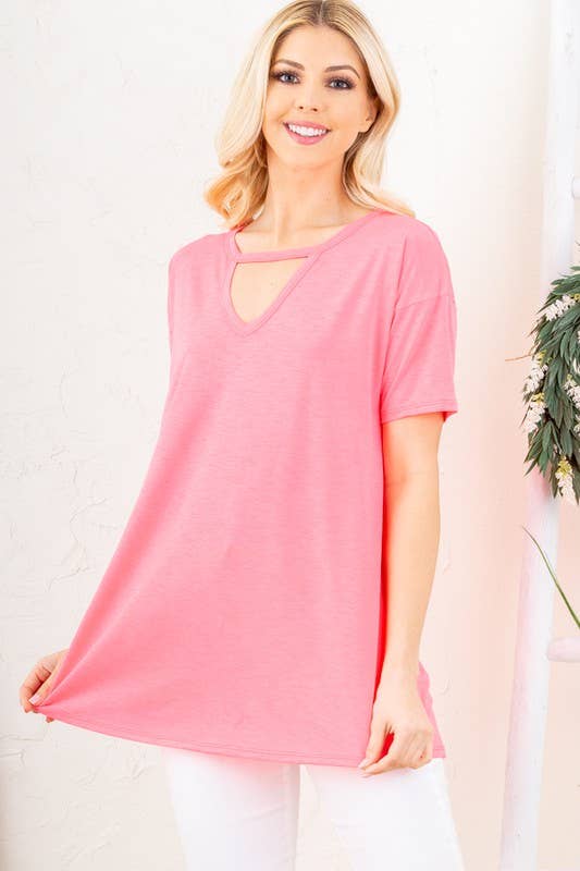 HEIMISH - ST1667-BUL SHORT SLEEVE KEYHOLE NECK SOLID BULGARI TOP
: 2-2-2 (S-M-L) / NEON LIME