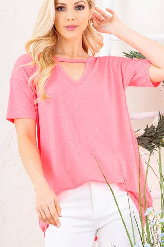 HEIMISH - ST1667-BUL SHORT SLEEVE KEYHOLE NECK SOLID BULGARI TOP
: 2-2-2 (S-M-L) / NEON LIME