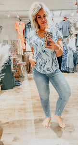 4.5.23 Shop The Tour Jodifl Resort Top Scrub